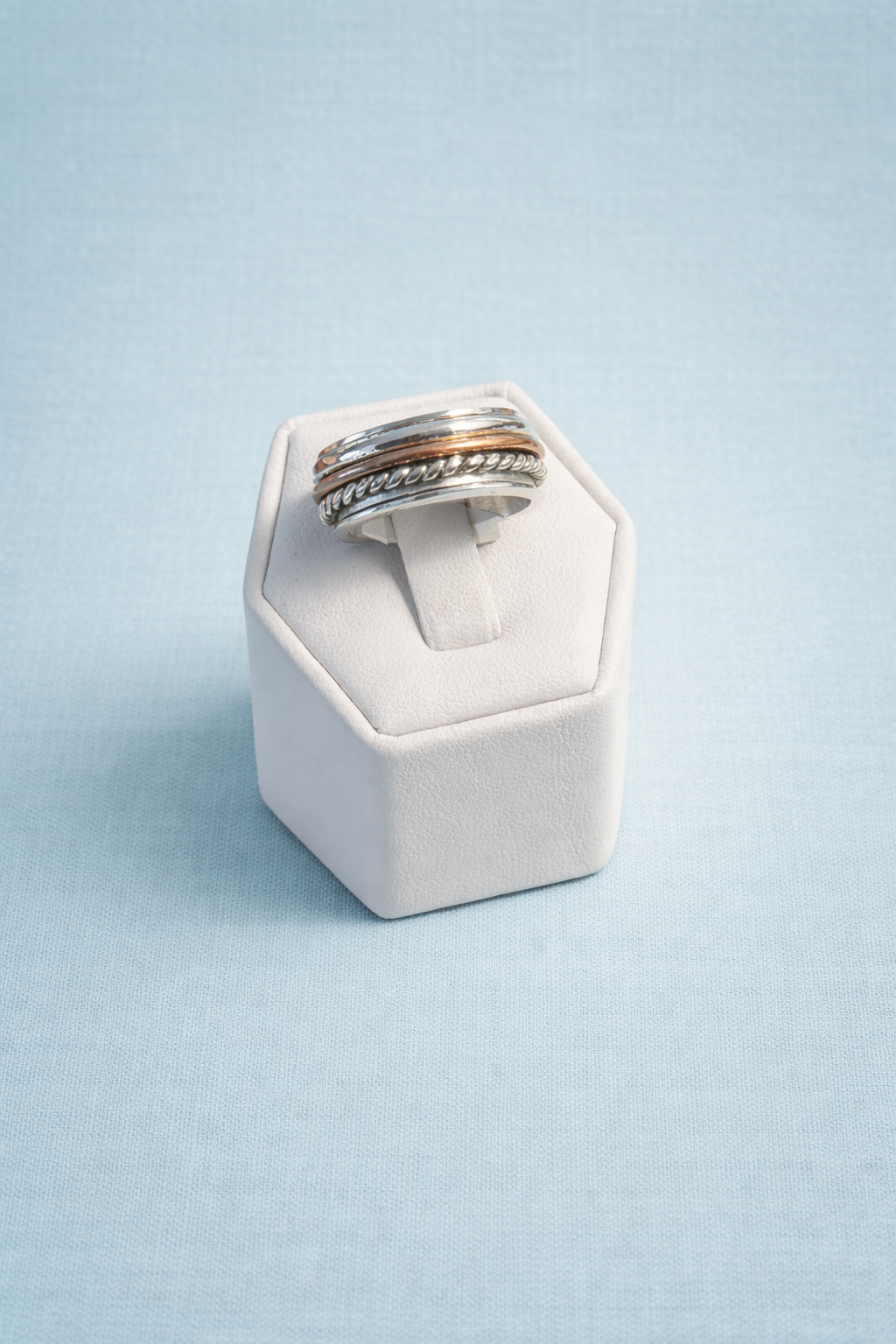 Earth Current Spinner Ring